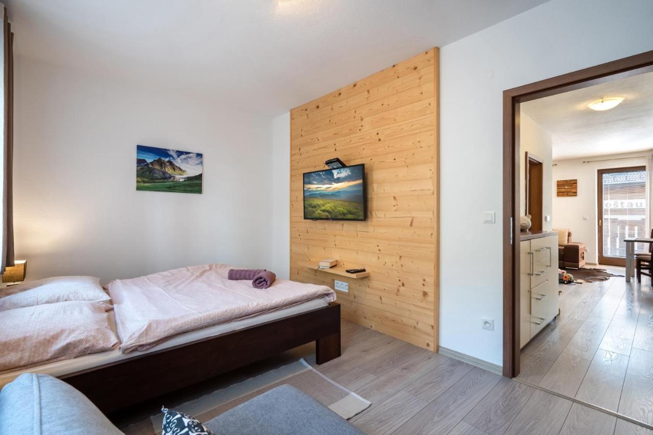 Apartment Anna Chopok, 1 110 M, Highest In Central Europe, On A Hiking Trail To Dumbier 데마노브스카돌리나 외부 사진