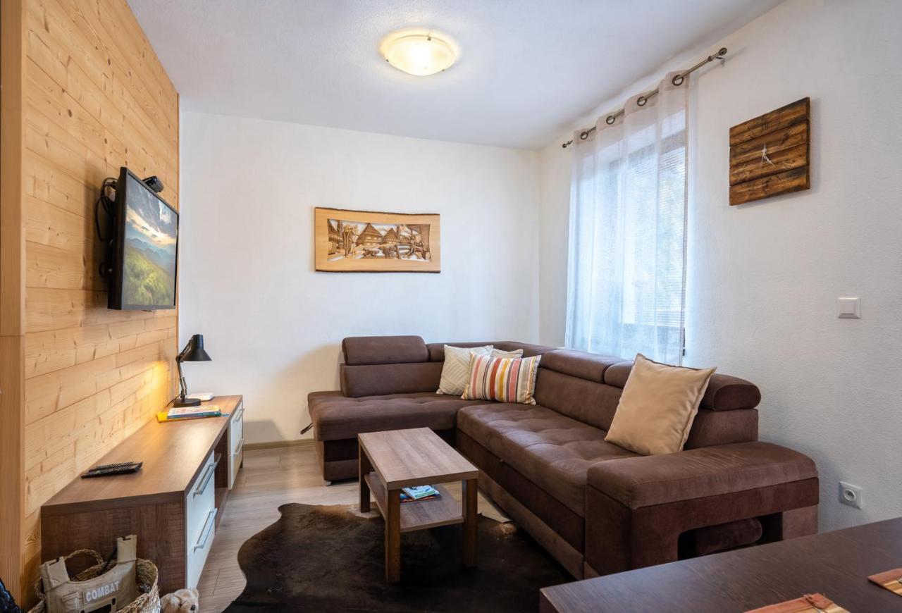 Apartment Anna Chopok, 1 110 M, Highest In Central Europe, On A Hiking Trail To Dumbier 데마노브스카돌리나 외부 사진