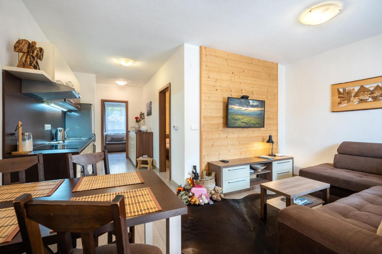 Apartment Anna Chopok, 1 110 M, Highest In Central Europe, On A Hiking Trail To Dumbier 데마노브스카돌리나 외부 사진